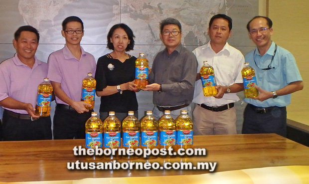 SOP Foods supplies 100 bottles of Merris Pure Vegetable Oil for Mitraf 18